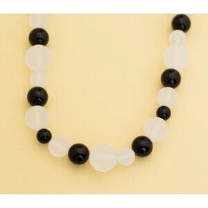 Vintage Boho Black Plastic Beaded Necklace 18 Inches by Avon i12